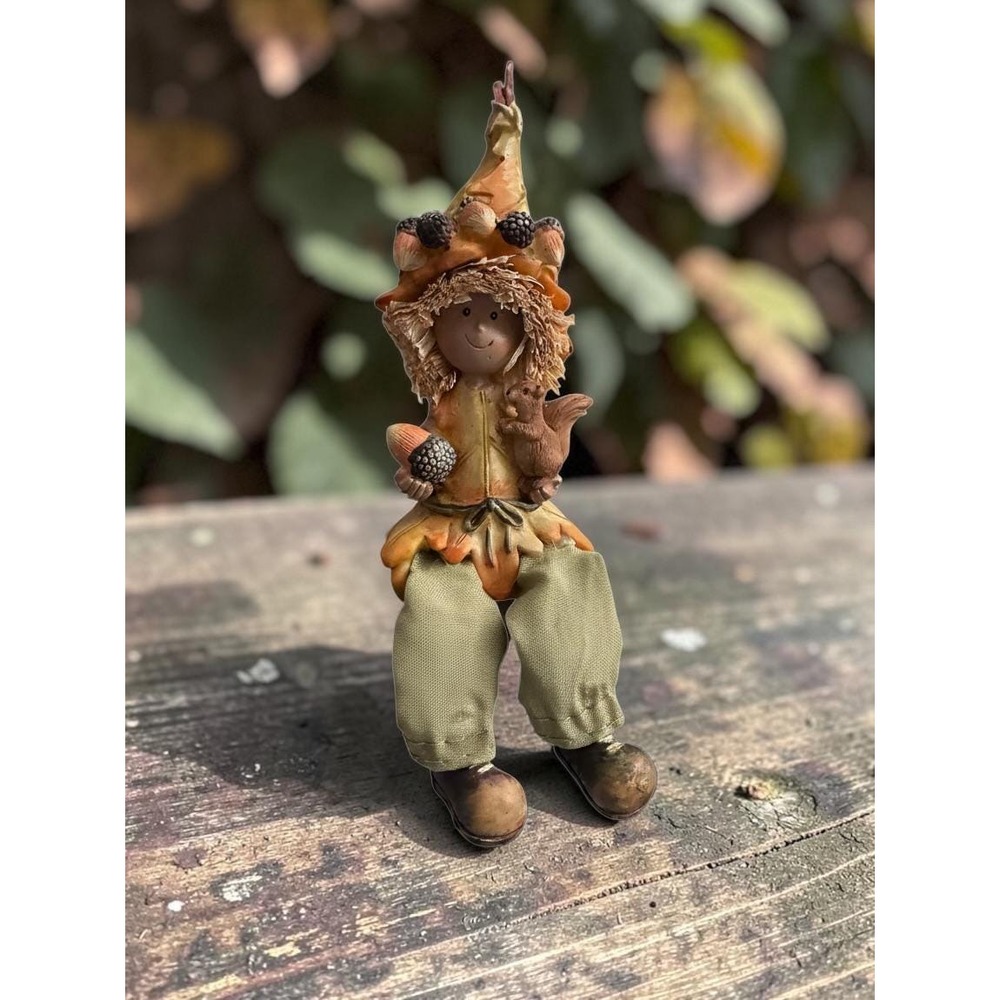 Vintage Acorn Boy/Girl Shelf Sitter